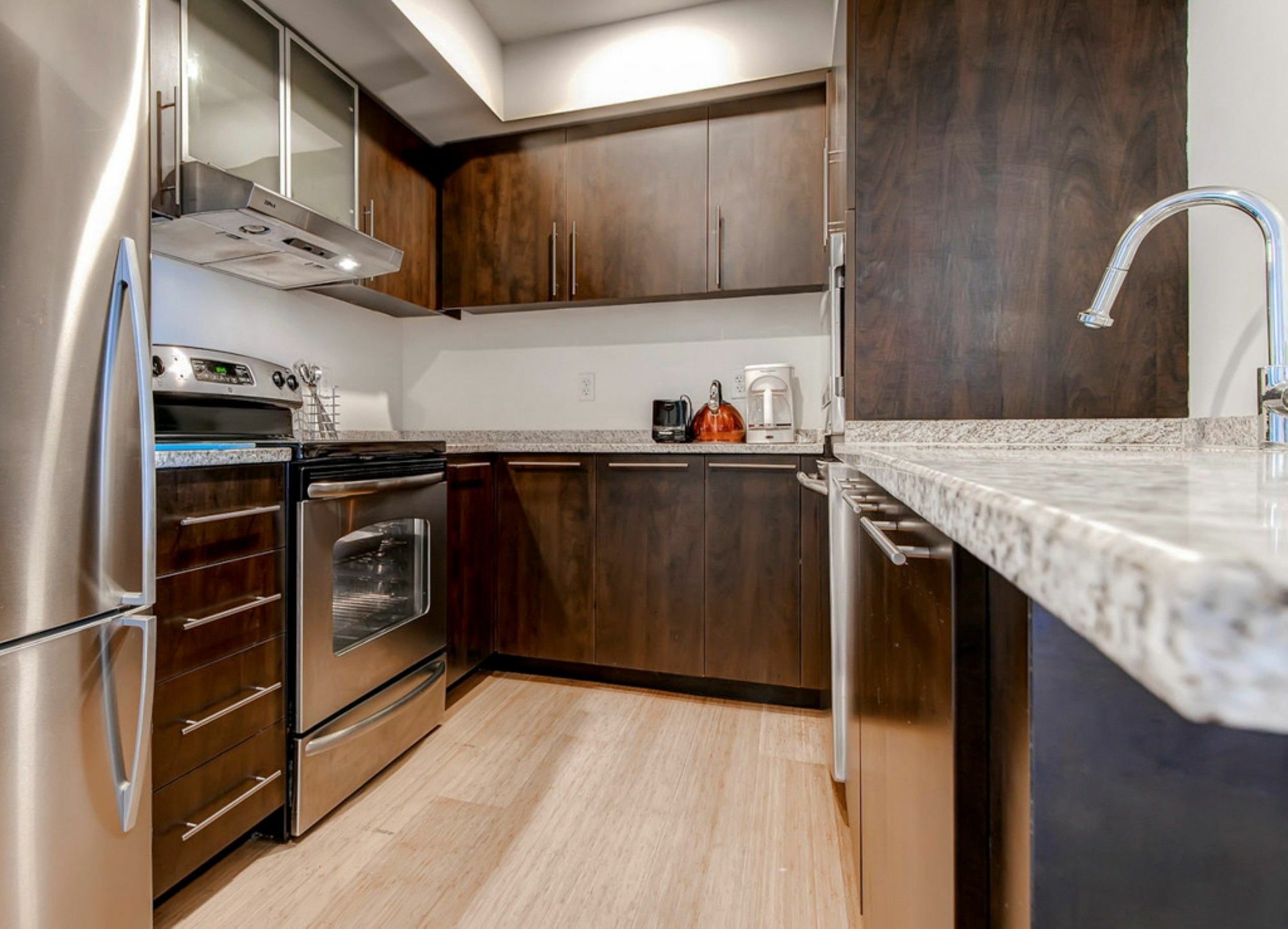 בוסטון Global Luxury Suites At Kenmore Square מראה חיצוני תמונה