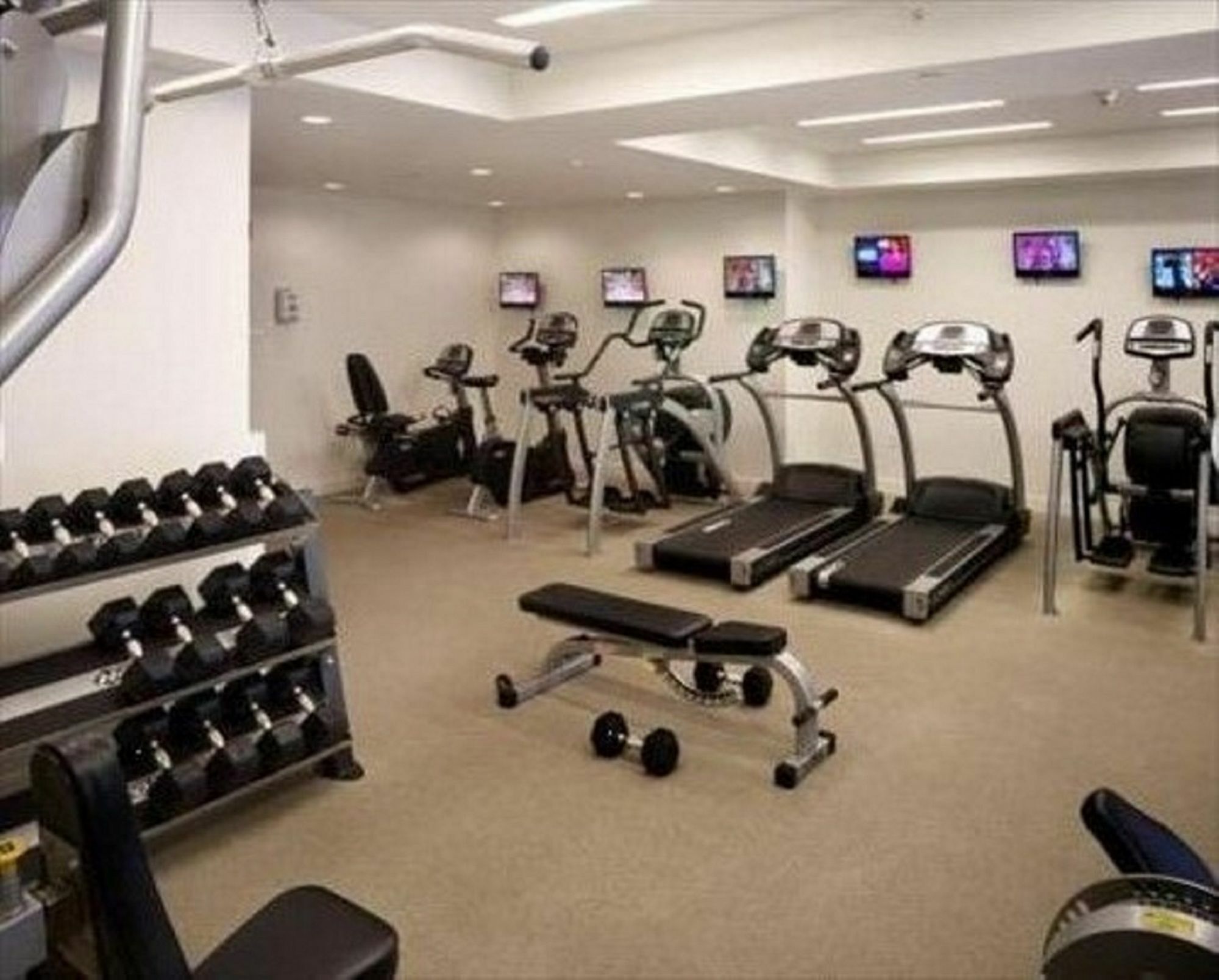 בוסטון Global Luxury Suites At Kenmore Square מראה חיצוני תמונה