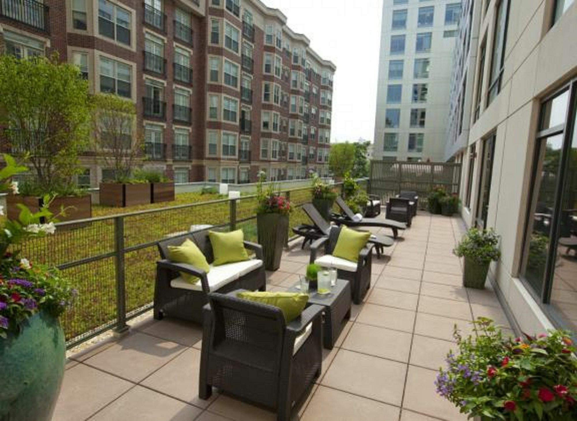 בוסטון Global Luxury Suites At Kenmore Square מראה חיצוני תמונה
